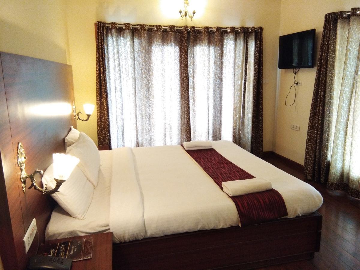 Berry Hills Resort Ooty Ngoại thất bức ảnh
